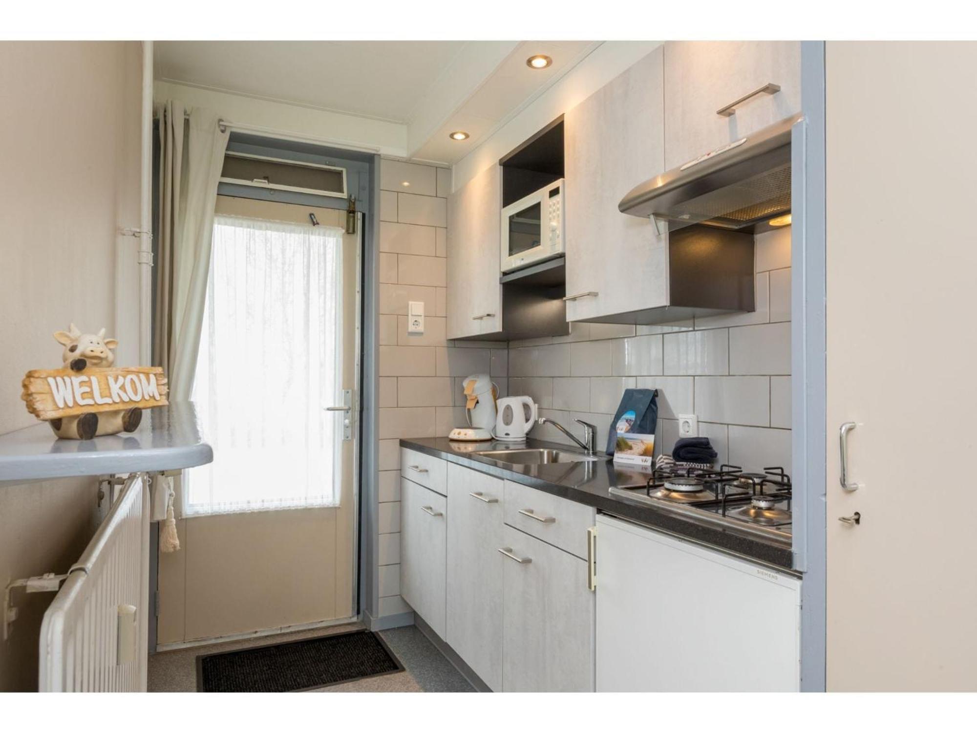 Attractive Apartment Near Vlissingen Beach Экстерьер фото